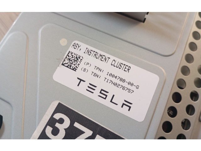 Přístrojová deska  Tesla Model S 2018 100478800G  