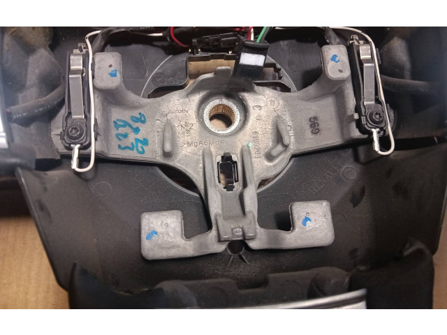 Volant Renault Megane III 2012 609581499, 60958141  