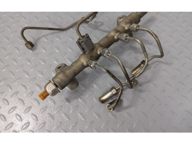 Vstřikovací lišta 175205X00A, 166805X00A   Nissan Murano Z51     
