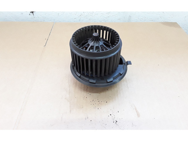 Вентилятор печки    17360059   Volkswagen Sharan