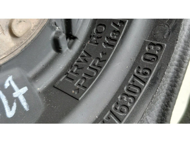 Volant BMW 1 E81 E87 2007 6763076  