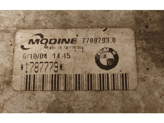 Интеркулер  77897930, 1787779   BMW X3 E83 2.0