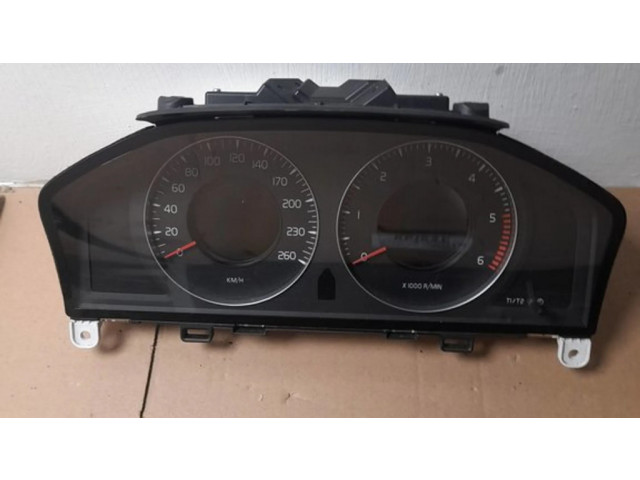 Панель приборов 31270899AA, 0462032   Volvo V70       