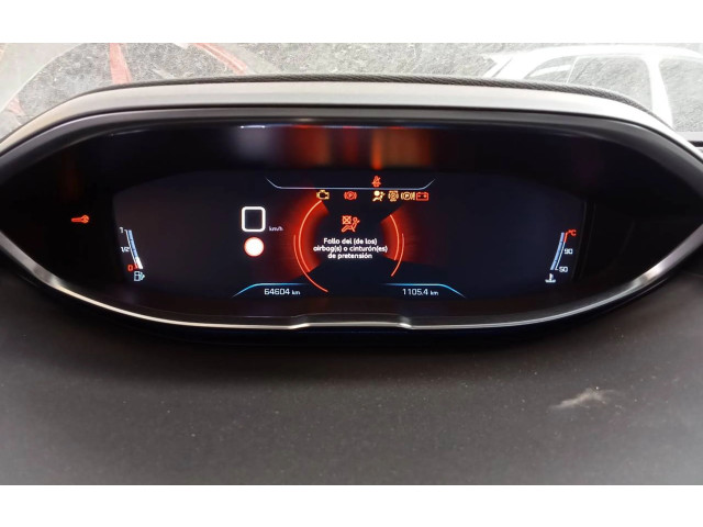 Přístrojová deska  Peugeot 5008 2019 9830555480  