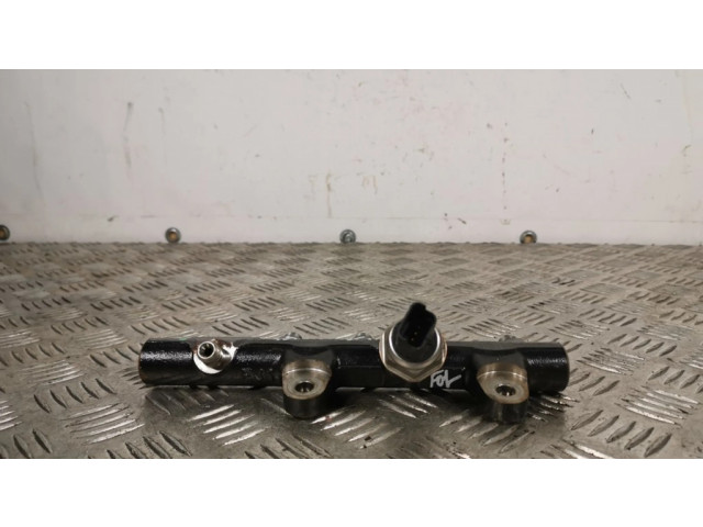 Vstřikovací lišta 175213876R   Nissan Qashqai  pro naftový motor 1.5  
