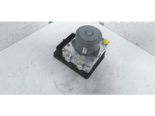 Jednotka ABS A2059005744, A2059000849   Mercedes-Benz C W205 2019
