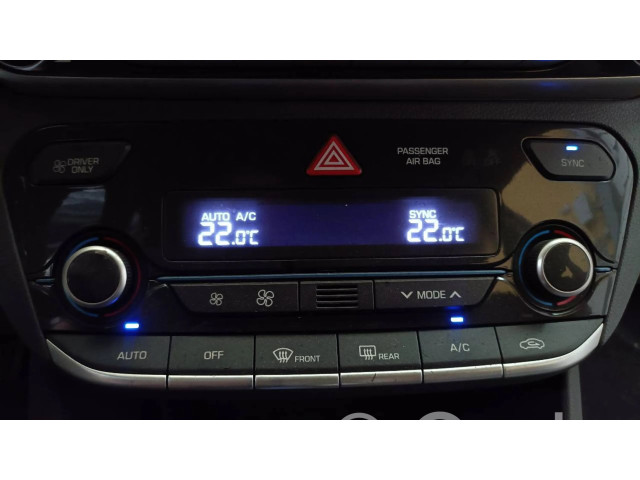 Блок управления климат-контролем 97250G2XXX   Hyundai Ioniq