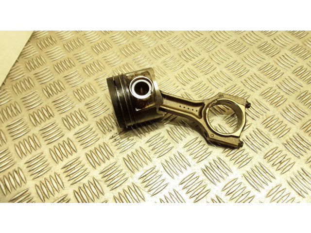  Поршень с шатуном N57 1911006052, 19B006052B  BMW 7 F01 F02 F03 F04 для дизельного двигателя 3.0
