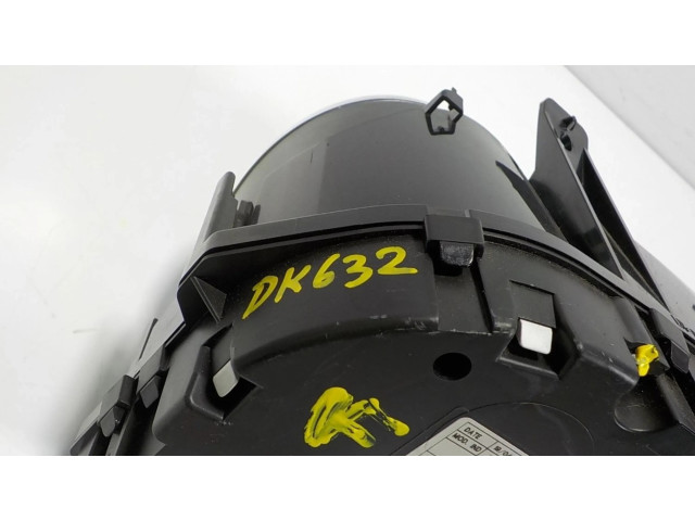 Панель приборов LR108894, JK7210F844ED   Land Rover Discovery Sport       