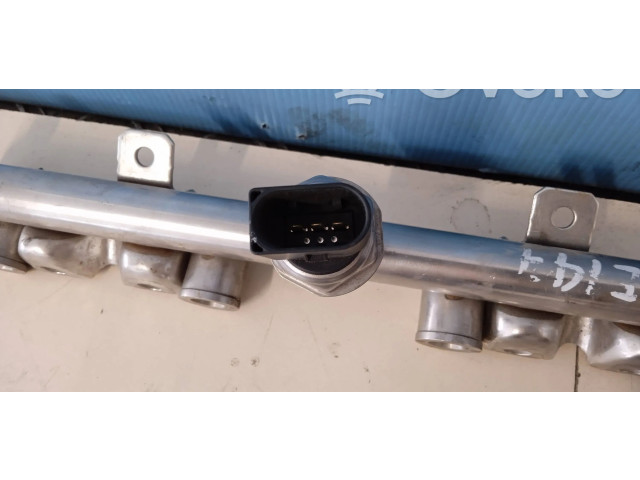 Vstřikovací lišta 7592426   BMW 1 F20 F21  pro benzínový motor 3.5  