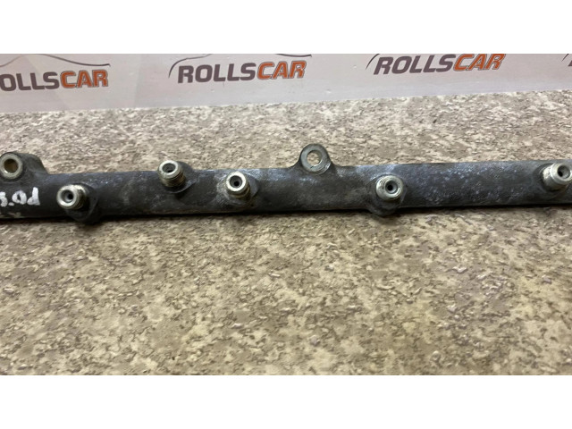 Vstřikovací lišta 0445216002, 015189   BMW 5 E39  pro naftový motor 3.0  