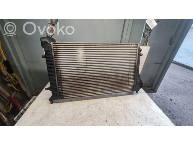 Интеркулер  1K0145803J   Skoda Octavia Mk2 (1Z) 2.0
