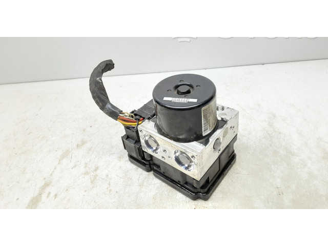 Jednotka ABS P31423315, 10096104243   Volvo V40 Cross country 2015