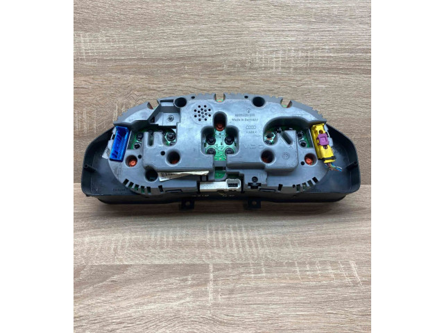 Панель приборов 88311225, 110008835   Audi A4 S4 B5 8D       