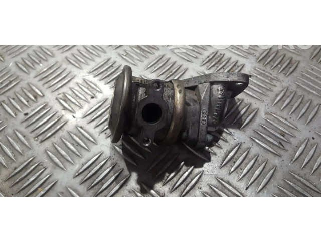 Vstřikovací lišta 078131165, 078131165   Audi A6 S6 C5 4B     