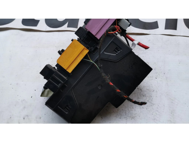   Pojistková skříňka 5DK00962056, A2125452832   Mercedes-Benz E W212 2011