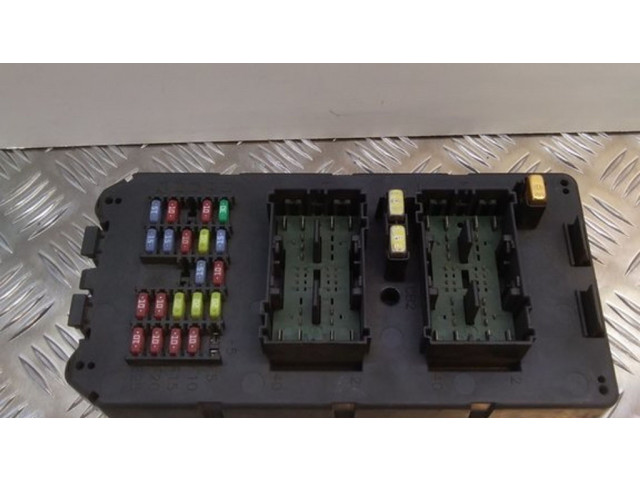 Блок предохранителей 56050066AC, 0329111   Jeep Cherokee    