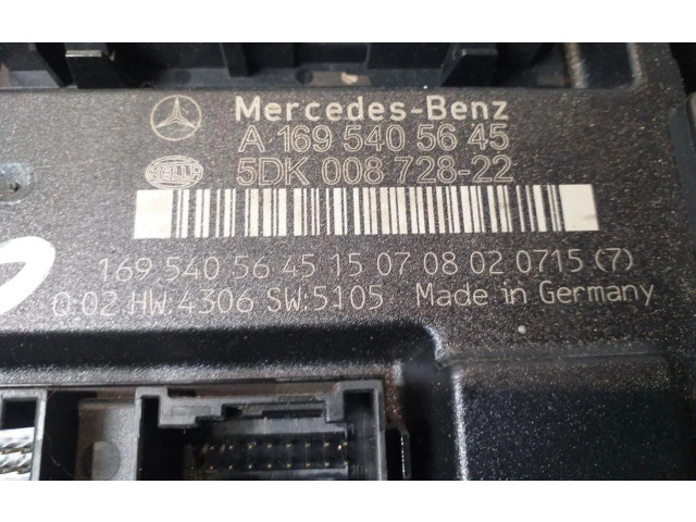   Pojistková skříňka A1695405645   Mercedes-Benz B W245 