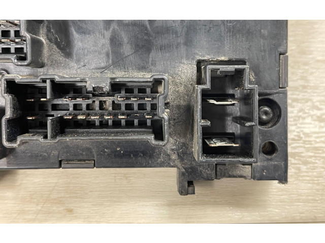   Pojistková skříňka VC00128, 2523079981   Nissan Patrol Y61 2006