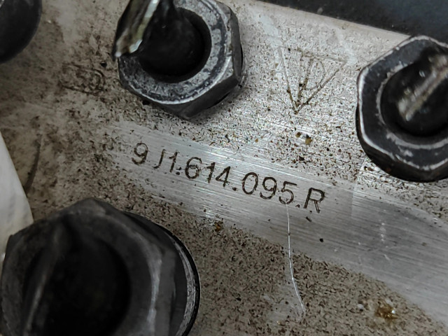 Jednotka ABS 9J1614095R   Porsche Taycan 9J1 2022