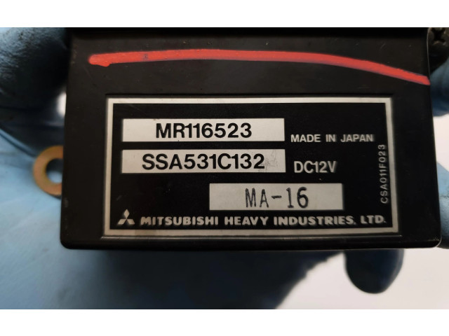 Комплект вентиляторов         Mitsubishi Carisma 