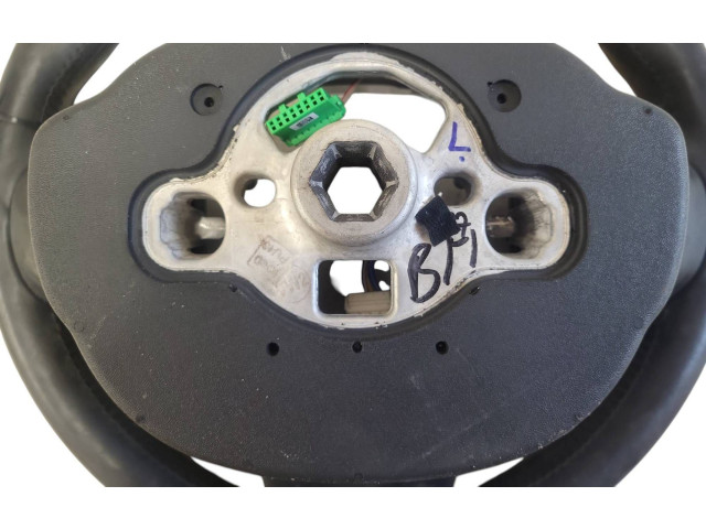 Volant Volvo V60 2020 31407817, 1933911003  