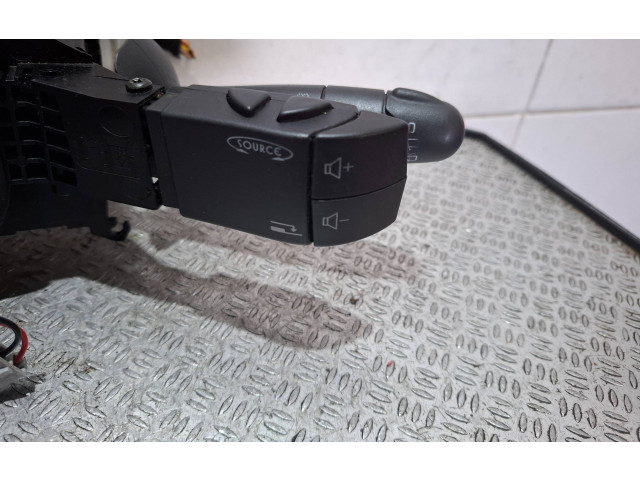 Дисплей    8200070266   Renault Trafic II (X83)