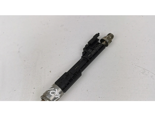 Форсунка 13647599876, 7599876    BMW 7 F01 F02 F03 F04 для бензинового двигателя  4.4