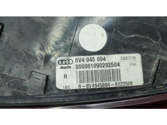 Задний фонарь правый 8V4945094    Audi A3 S3 8V   2013-2019 года