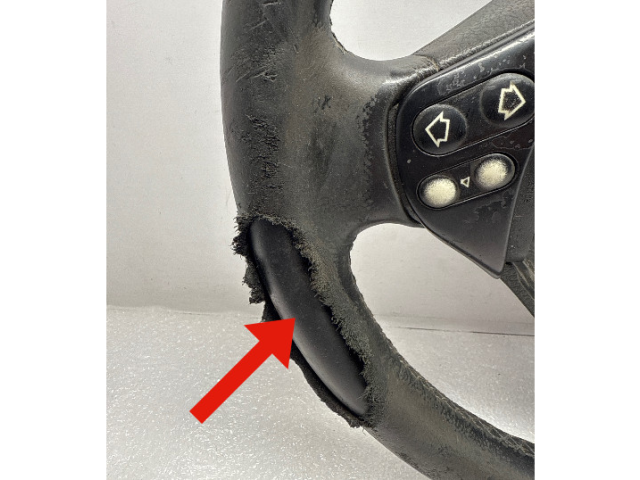 Volant BMW 7 E38 1996 2228671, 2493715  