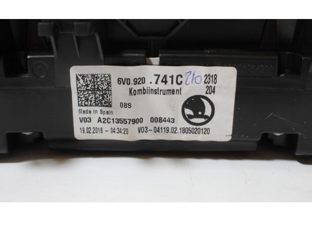 Přístrojová deska  Skoda Fabia Mk3 (NJ) 2014 6V0920741C  