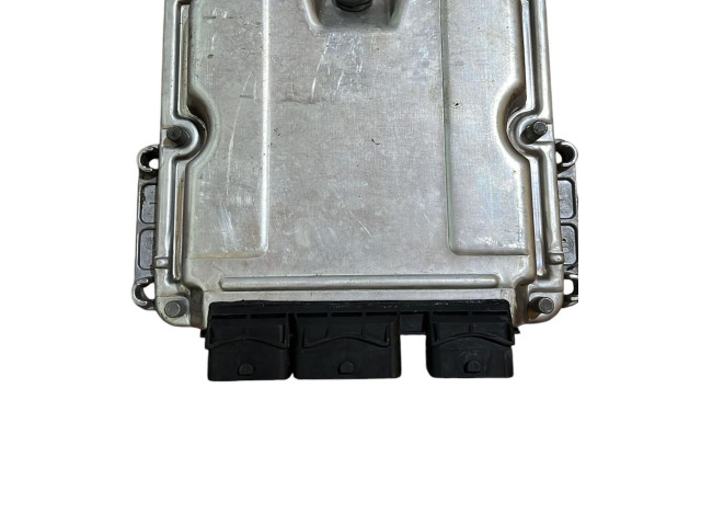 Блок управления двигателя 4HW   Lancia Phedra