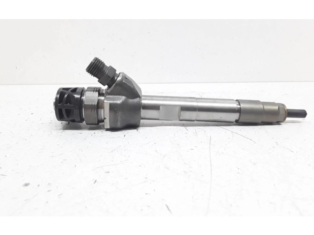 Vstřikovač 0445110613   Toyota Avensis T270     