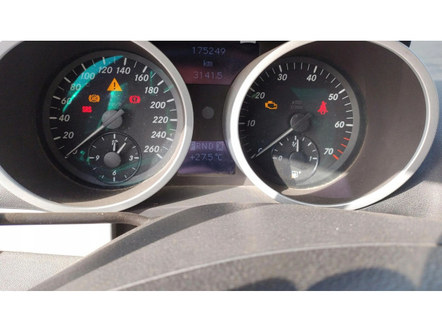 Přístrojová deska  Mercedes-Benz SLK R171 2008 A1715401347  