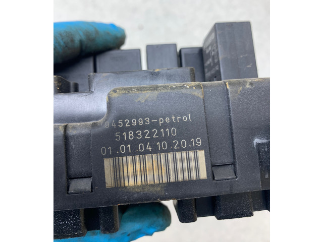   Pojistková skříňka 9452993, 518322110   Volvo V70 2003