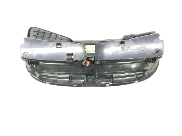Přístrojová deska  Citroen C3 Picasso 2016 1614344380, 1614344380  