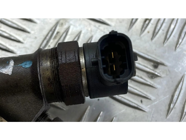 Vstřikovač 0445110059   Chrysler Voyager  pro naftový motor 2.8 ENR 
