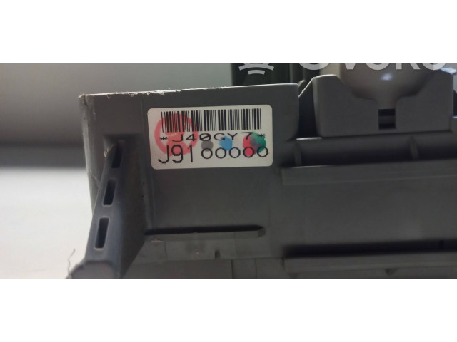   Pojistková skříňka J9100000, J40GY7   Honda CR-V 2005