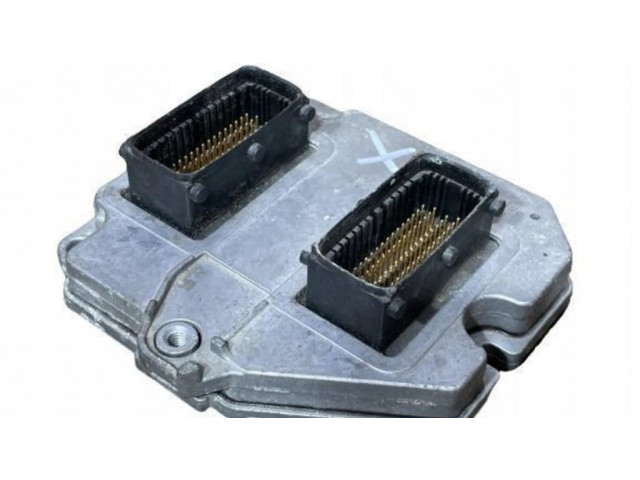 Блок управления двигателем ECU