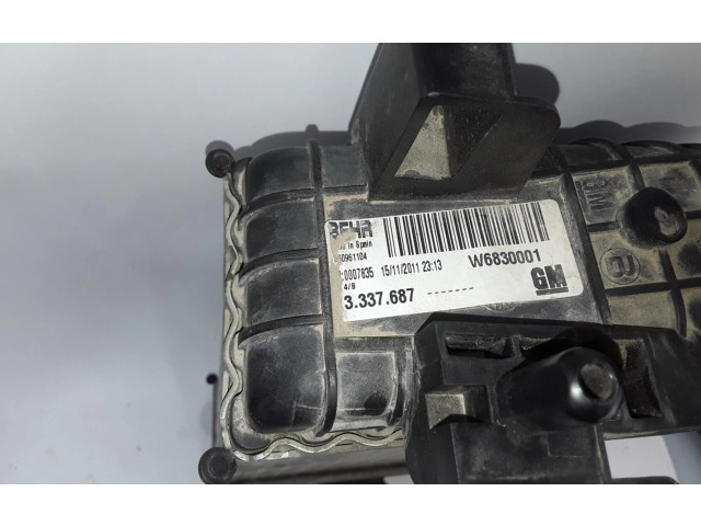 Интеркулер  W6830001   Opel Meriva B 