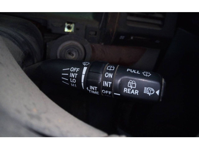 Ручка стеклоочистителей    Toyota Land Cruiser (J100)