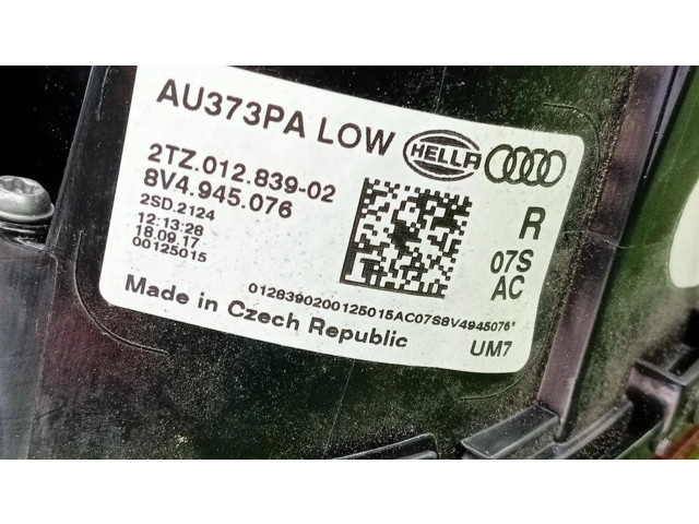 Задний фонарь правый 8V4945076, APG    Audi A3 S3 8V   2013-2019 года