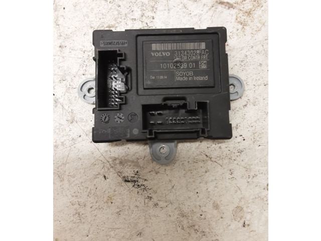 Píst 31343030   Volvo V70    D4204T5 