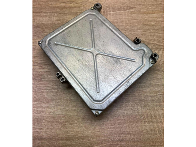 Řídící jednotka HOM7700850439, S101724101   Renault Safrane 1992