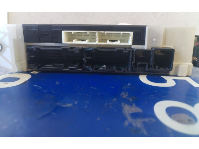 Řídící jednotka 89221-F4030   Toyota Land Cruiser (J120) 