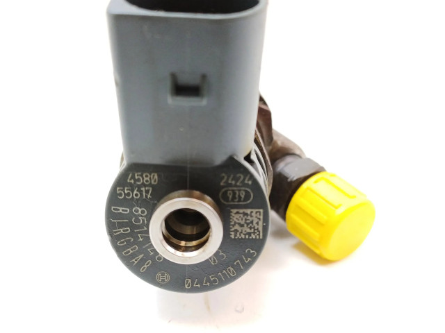 Vstřikovač 0445110743, 8514148   BMW 2 F46  pro naftový motor 2.0  