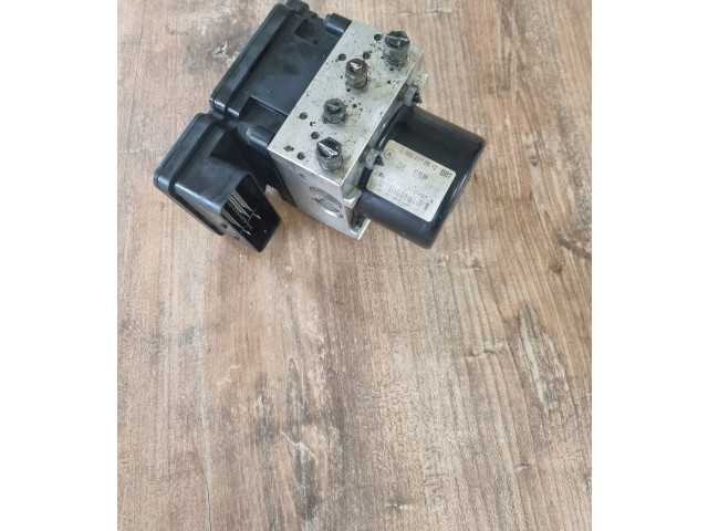 Jednotka ABS A0064312512, A2045454632   Mercedes-Benz C W204 2010