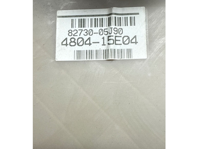   Pojistková skříňka 8273005J90   Toyota Avensis T270 2017