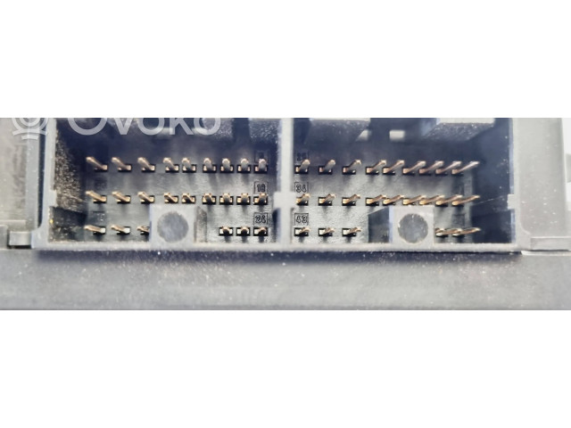 Комплект блоков управления MR951770, MM0038001   Mitsubishi Colt