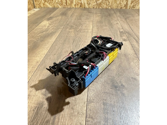 Блок предохранителей A1669063901, 3935635   Mercedes-Benz GL X166    